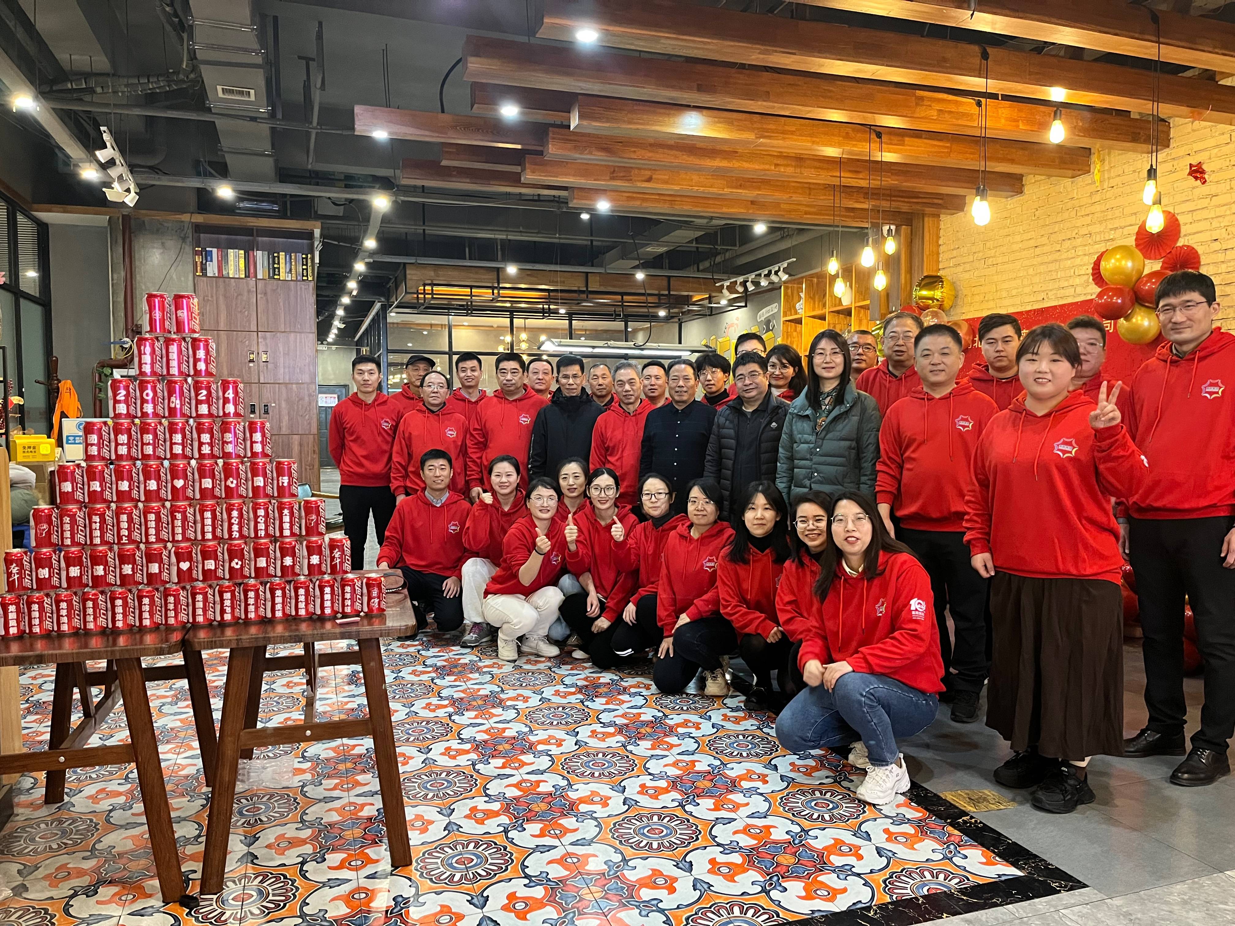 感恩同行，共贏(yíng)未來(lái)——記嘉聯(lián)集團(tuán)